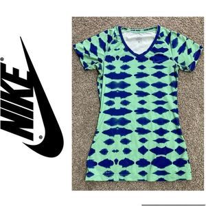 NIKE PRO DRI FIT V-NECK